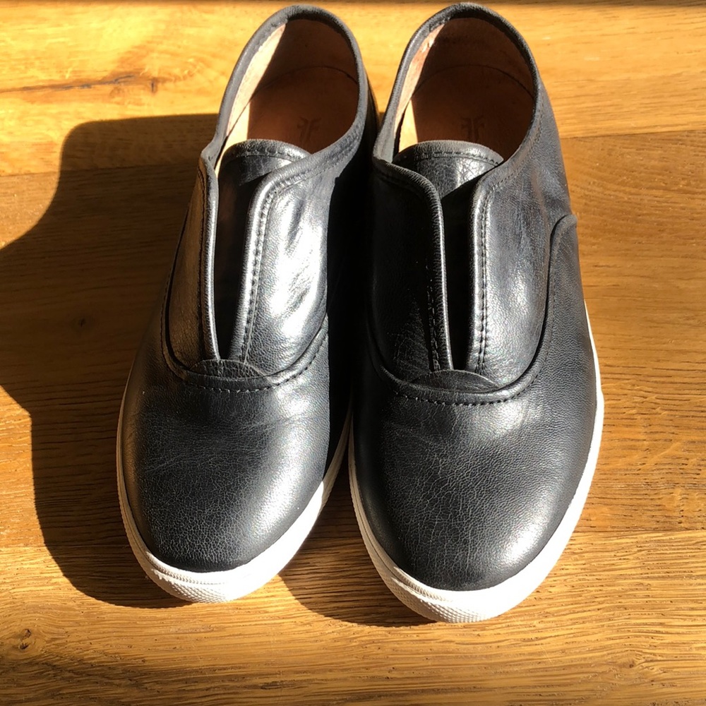 Frye Mya CVO black leather slip on sneaker